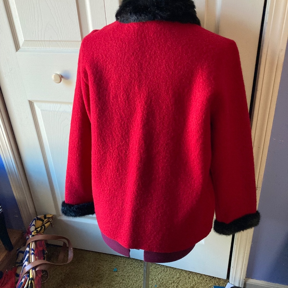 Cape/jacket - Picture 5 of 6
